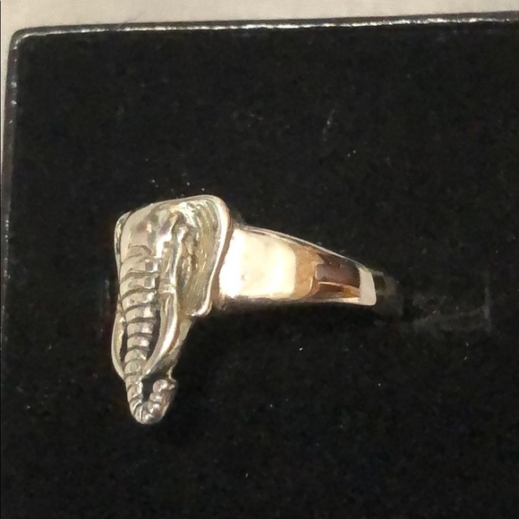 .925 sterling silver elephant ring - Picture 2 of 4